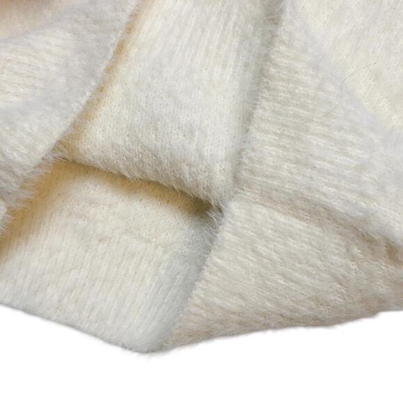 Willow & Wind Fuzzy Knit Ivory Sweater Tank Top – Soft Cozy Sleeveless Crop - Picture 4 of 6